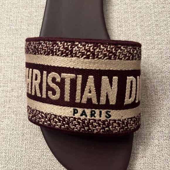 Christian Dior Slide Sandal 37.5 (Size 7) - Picture 2 of 7